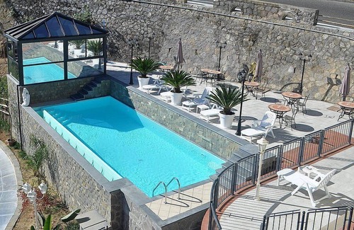 La Spezia House | Casa Nuria D: A modern and graceful studio apartment which faces the sun and the sea, with Free WI-FI.