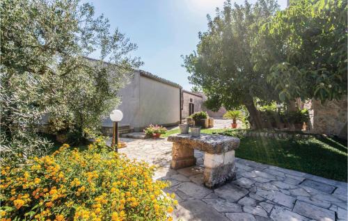 Rosolini House | Casa Olivella