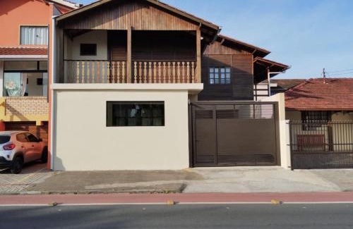 Praia da Armacao do Itapocoroi House | Casa ou Aptos à 800mt do Parque Beto Carrero World