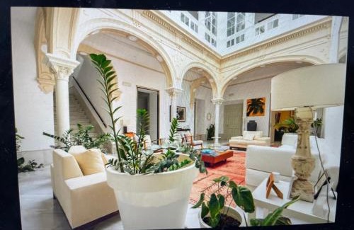 Jerez de la Frontera Old Town Villa | CASA PALACIO en Jerez de la Frontera con piscina privada