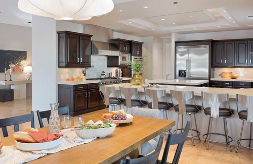 Bermuda Dunes Cottage | Casa Palmera by Avantstay Entertainer's Oasis w/Guesthouse