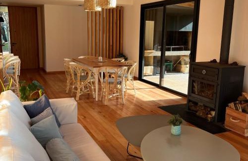 Colonia Chapadmalal House | Casa Pancha I Casa en chapa barrio Privado San Benito 4Px - Hola Sur