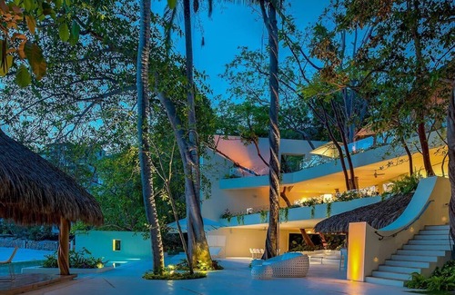 Mismaloya House | CASA PAPELILLOS/Perfect for Weddings, Special Events and Parties.
