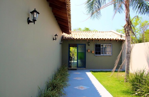 Bonito House | Casa para temporada com 3 suítes com ar condicionado