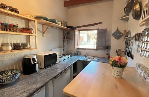 Cadiar House | Casa Peggy - Rustic Rural Townhouse with Hot Tub