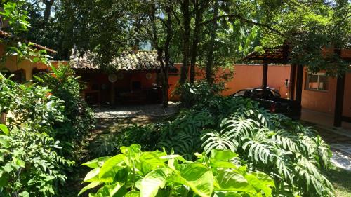 Centro Comercial House | Casa Perequê 100 metros da praia