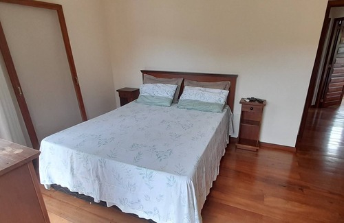 Portal das Artes House | Casa Petunia in Portal