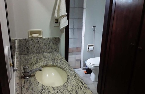 Uberaba House | Casa próximo à UNIUBE, Aeroporto e hospitais - Até 05 pessoas