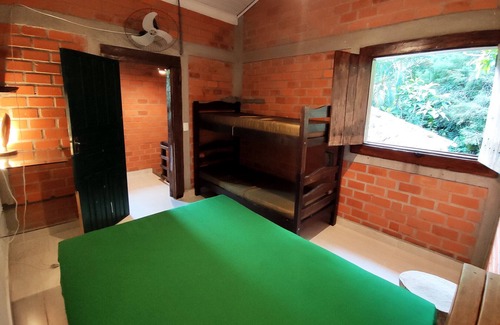 Praia do Pauba Ski Chalet | Casa Rústica com WiFi e churrasq em São Sebastião