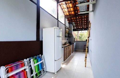 Centro Comercial House | Casa Rústica Perequê