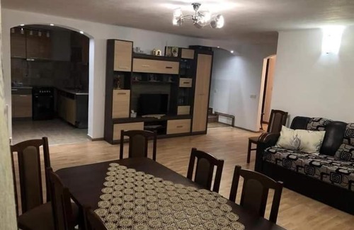 Vidra Villa | Casa Rares Toc