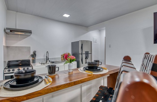 Limon House | Casa Razas II - An Intimate Haven for Two