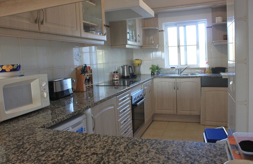 Lagos Cottage | Casa Relaxante de Campo com Piscina Partilhada Perto Praia