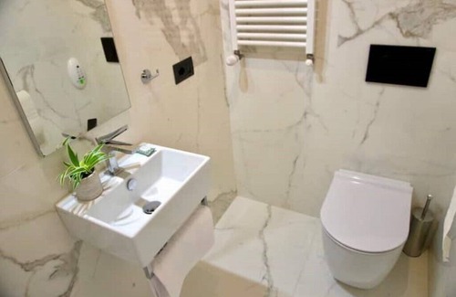 Trieste Old Town Apartment | Casa Romano Suites eco apartment GIADA