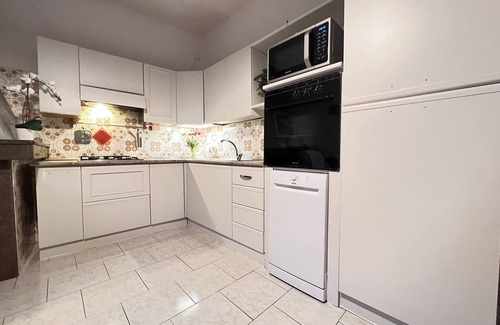 San Vito Apartment | Casa Rosa, 30 minutes from Villasimius and 20 minutes from Costa Rey