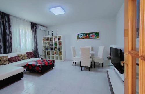 Polan House | Casa Rosales Toledo a 10 minutos de Puy du Fou