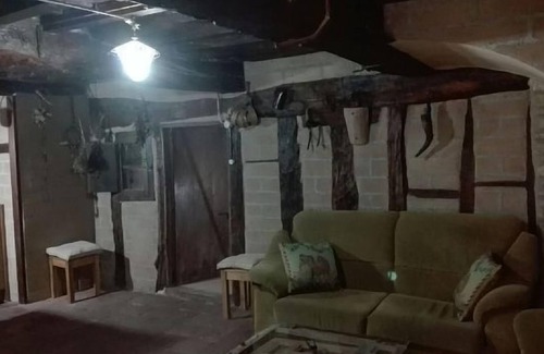 Jarandilla de la Vera Cottage | Casa Rural La Bodega for 10 people