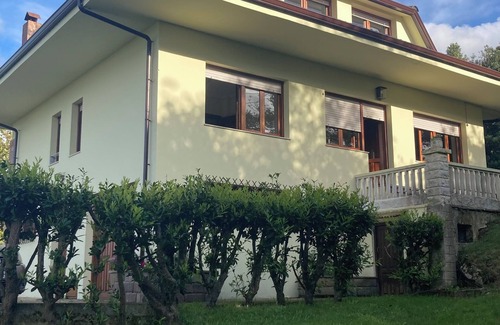 Lamadrid Ski Chalet | Casa Rural a 10 min de la Costa