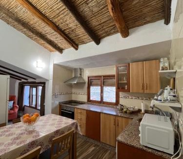 Alcala del Jucar House | Casa rural abuela Gaspara