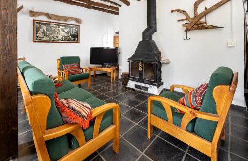 Trevelez House | Casa rural El Fuerte de Atabuey