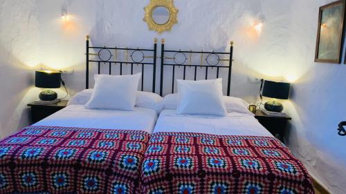 Setenil de las Bodegas House | Casa Rural Faltriquera Setenil