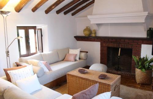 Setenil de las Bodegas House | Casa Rural Faltriquera Setenil