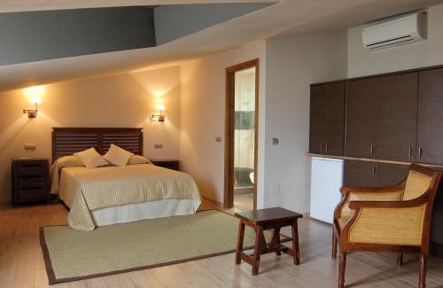 Oropesa House | Casa Rural La Botica