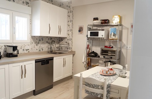 Cabra House | Casa Rural 'La Esperanza Rural Tourist' con Piscina Privada, Wi-Fi y Aire Acondicionado