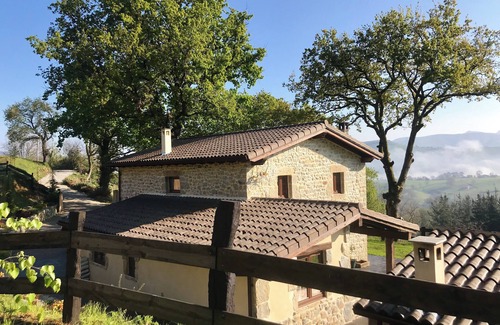 Villacarriedo Cottage | Casa Rural La Fontana de Pedroso, Descubre Cantabria y Cabarceno