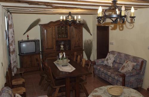 Hinojares House | Casa Rural La Liebre