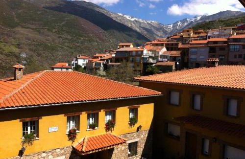 Guijo de Santa Barbara House | Casa Rural Sierra de Tormantos