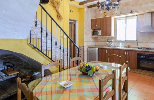 Illora Villa | Casa Rural Villa María Íllora by Ruralidays