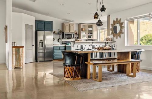 Yucca Valley House | Casa Rustik- 360 View +Spa +Sauna +Modern Rustic