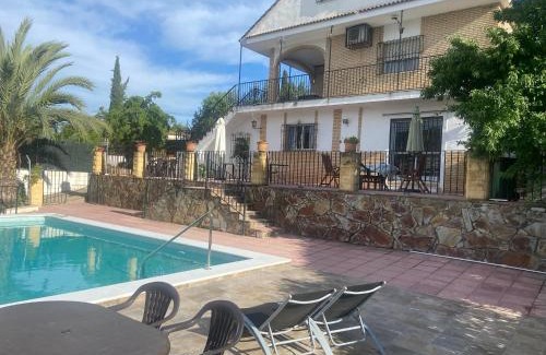 Cordoba House | Casa San Rafael con piscina