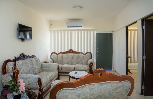 La Paz Apartment | Casa Santuario: 3 BR home close to malecon 5 mins drive