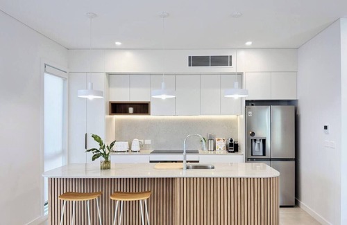 Shell Cove House | Casa Sol Steps to Beach & Marina