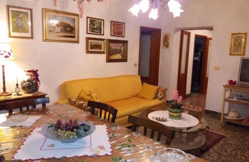 Chianni Apartment | Casa Tarrini