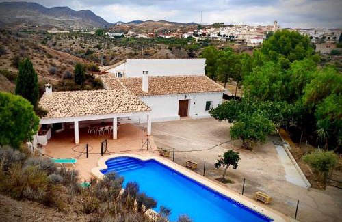 Taberno House | Casa Teatro Raices