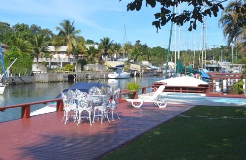 Pereque House | Casa Teles