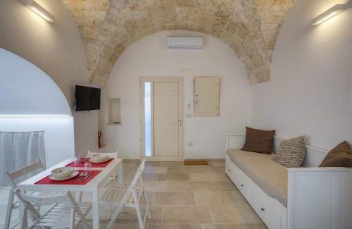 Ceglie Messapica Apartment | Casa Terra Antica Timeless Apulian Charm