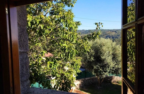 Covelo Ski Chalet | Casa Vacacional La Camelia en Covelo