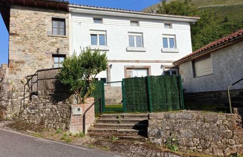 Puente Nuevo Ski Chalet | Casa vacacional Naturastur