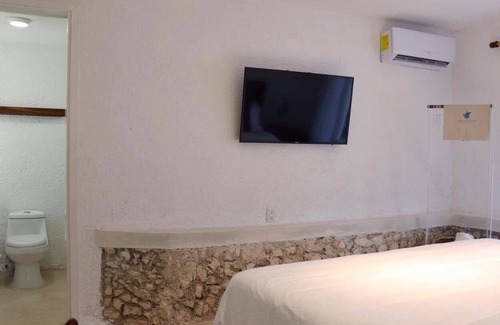 Mario Villanueva Madrid House | Casa Vacacional Para 1, 2 ... 8 Pers Max. Estancia mín 2 Dias y máx 28 Dias