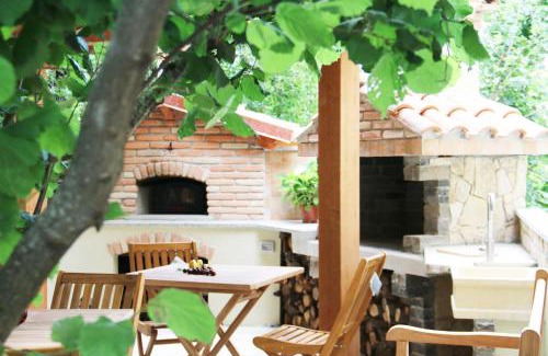 Aritzo Apartment | Casa Vacanze Il Giardino - Appartamento Nocciolo