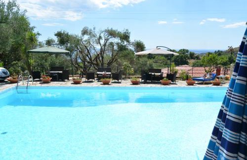 Monte di Luna House | Casa Vacanze Villa Francy