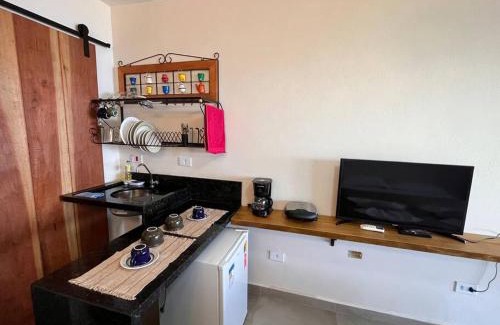 Felix House | Casa Varandas - Estúdio Garoupa TV, AC, Frigobar