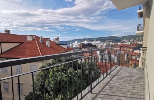 Citta Nuova-Barriera Nuova-San Vito-Citta Vecchia Apartment | Casa Ventitreesimo Trieste