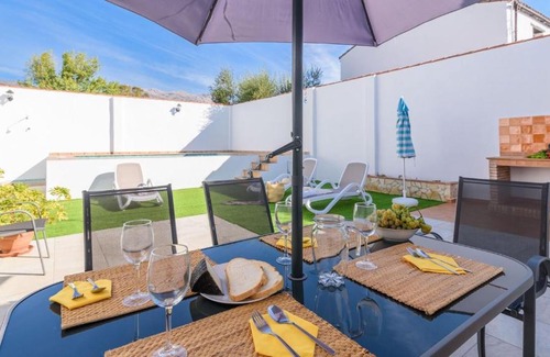 Benalauria House | Casa Verde de Elena Benalauría by Ruralidays