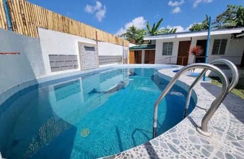 Calamba House | Casa Victoria, Private Pool, Los Banos