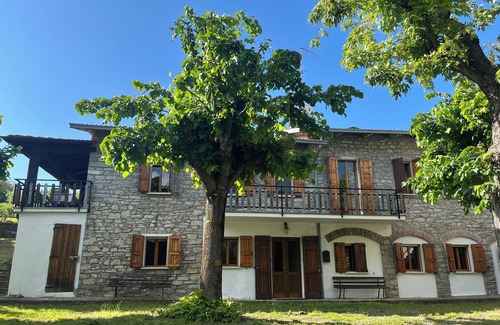 Bonzeto Villa | Casa Vigneto - Villa with Pool